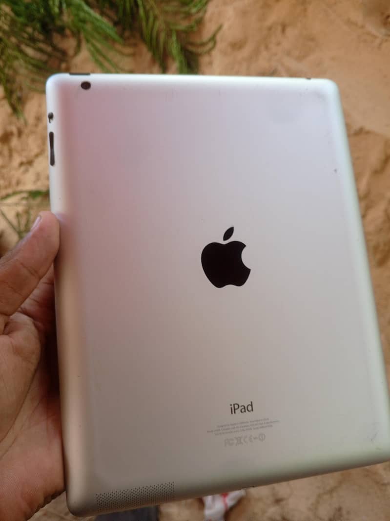 Apple ipad 4th 3
