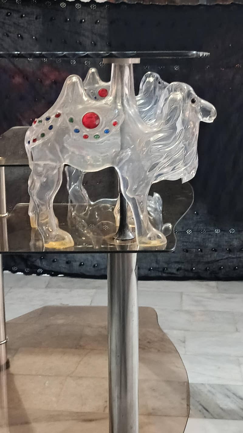 glass table 1