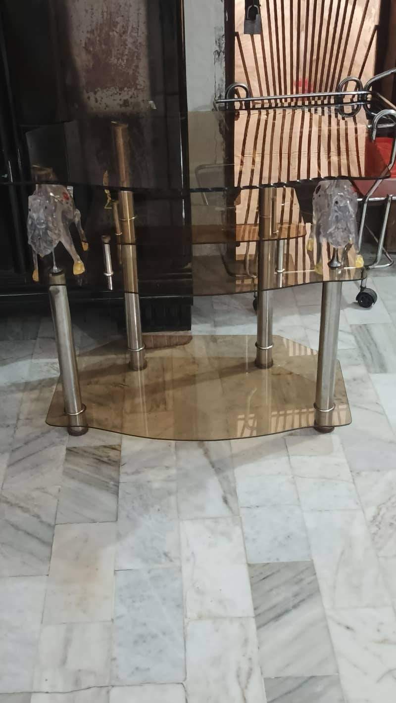 glass table 3