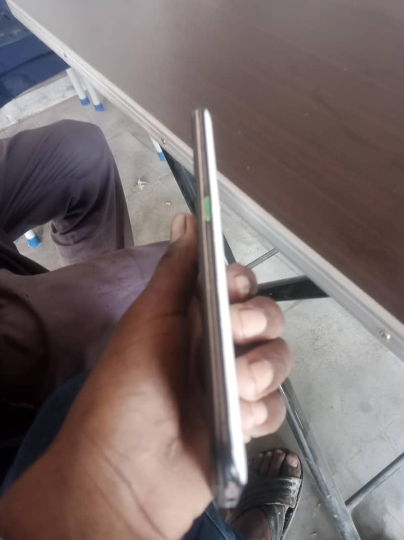 OPPO A5 1