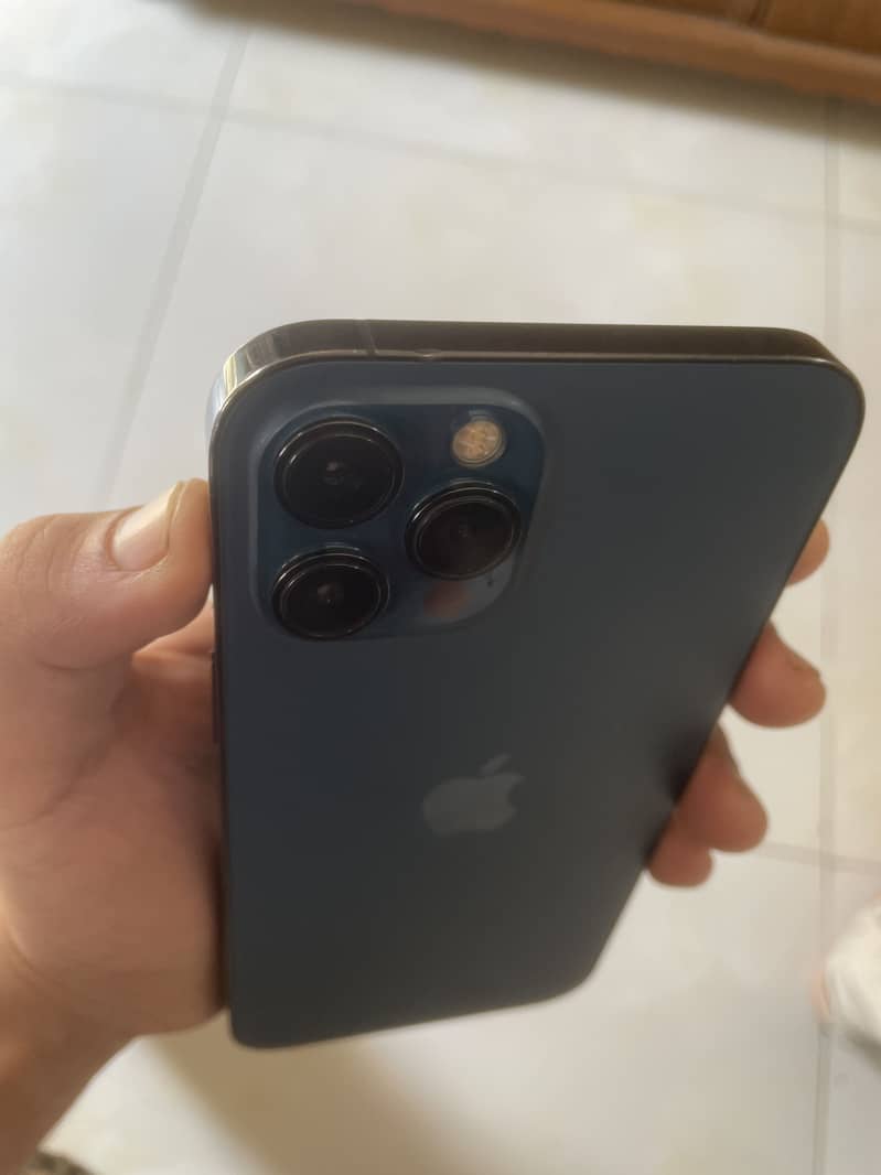 Apple iPhone 12 Pro Max 6