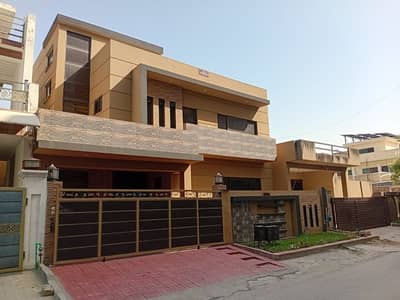 New Modern Designing 3story House For Strength