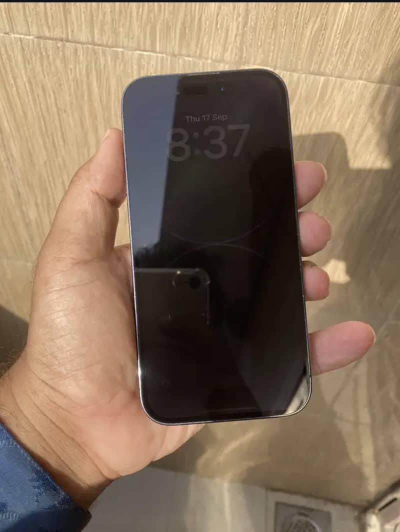 Apple iPhone 14 Pro 0