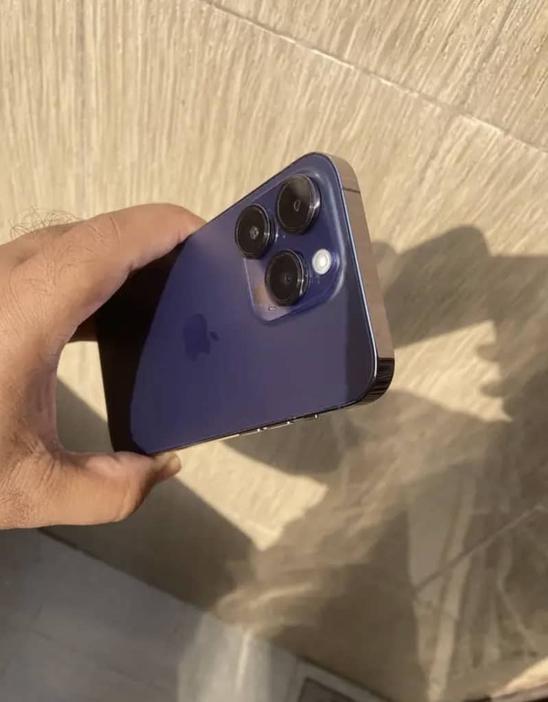 Apple iPhone 14 Pro 3