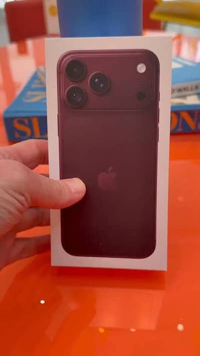 Apple iPhone 18 Pro Box pack 256gb phy+e