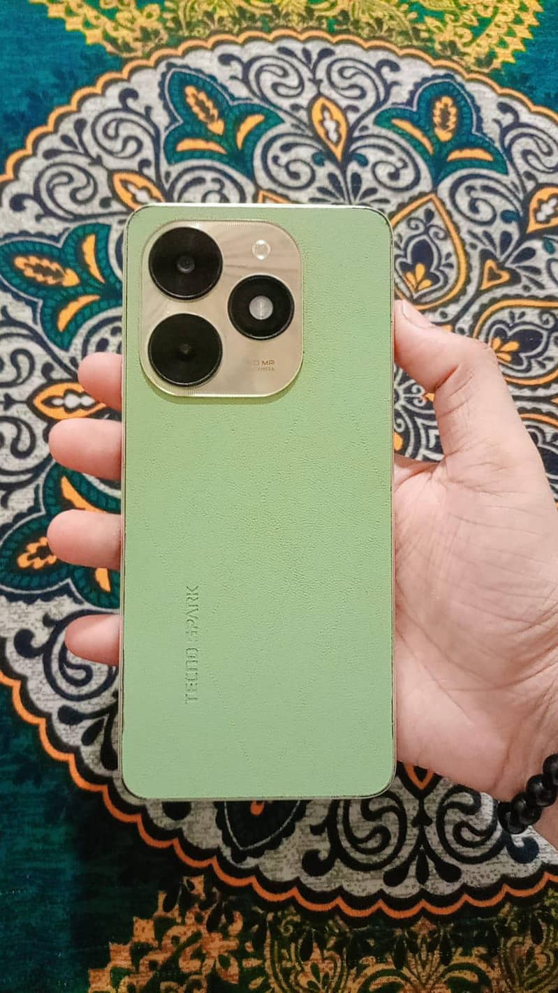 Tecno Spark 20C 1