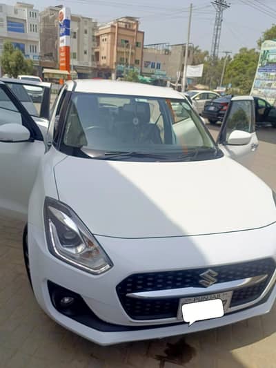 Suzuki Swift GLX VVT 2025
