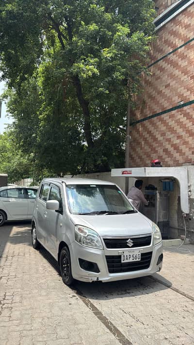 Suzuki Wagon R 2015