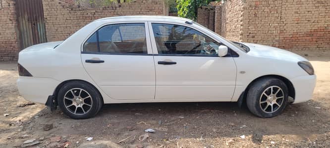 Mitsubishi Lancer 2005