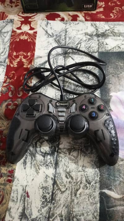 Game pad