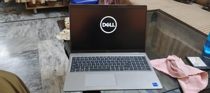dell latitude 5520 all good 8/256gb nvme core i5-11th