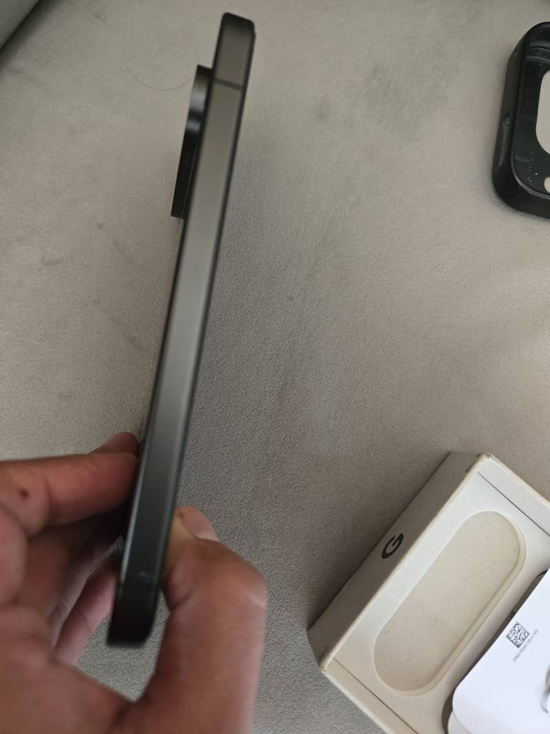 Google Pixel 9 4