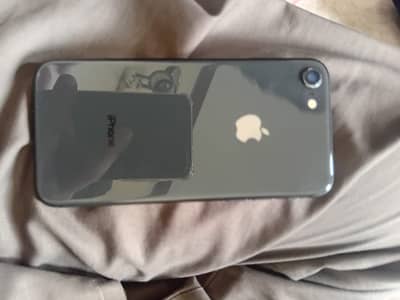 Apple iPhone 8