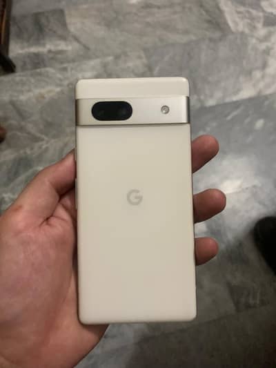 Google Pixel 7a.   03226387486
