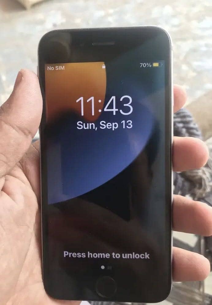 Apple iPhone 6S 1