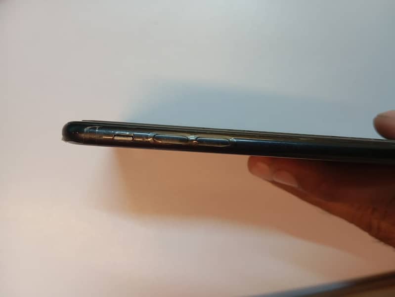 Apple iPhone 7 Plus 3