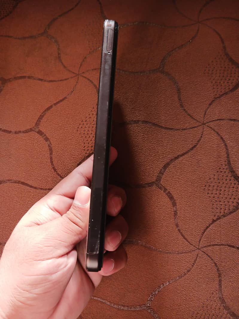 OPPO A6C 4