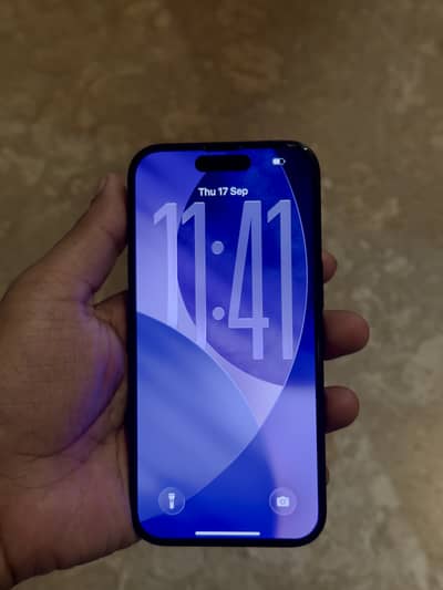 Apple iPhone 15 Jv 128 92% battery health ( complete box)