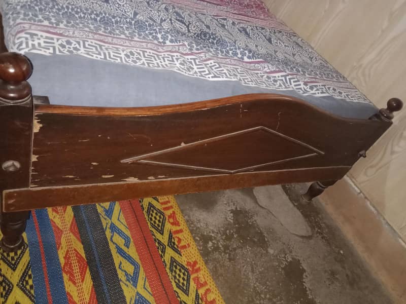Single bed solid wood 2