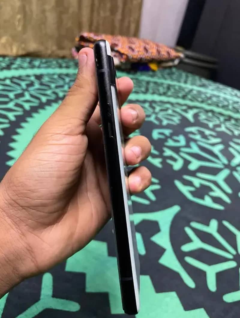 Google Pixel 6a 1