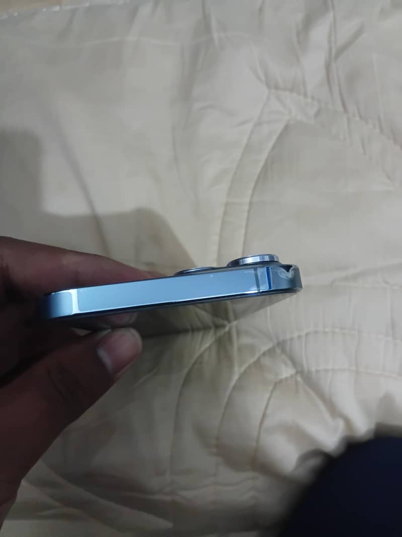 Apple iPhone 13 Pro Max 3