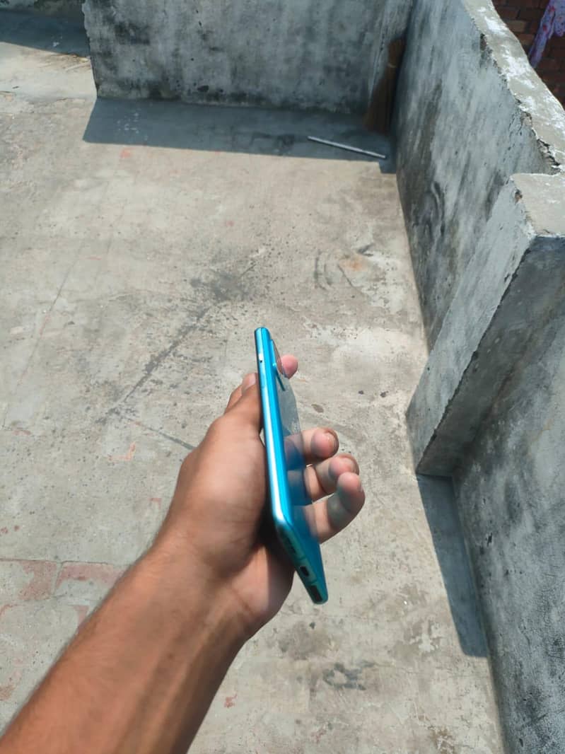 One Plus 8T 6