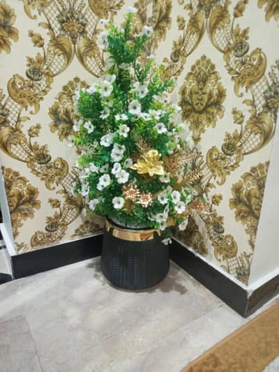 artificial plant
