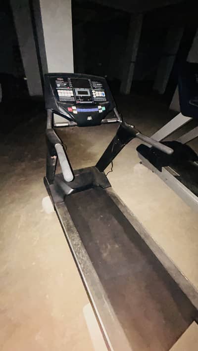 Advanced commercial treadmill