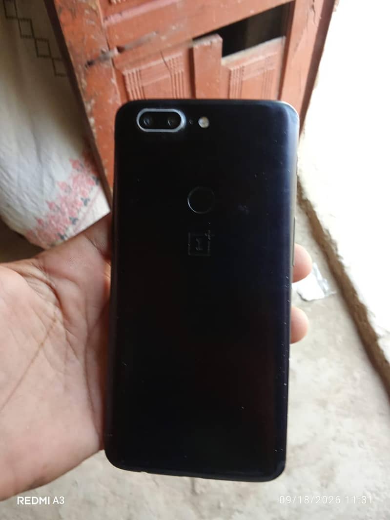 one plus 5 t 1