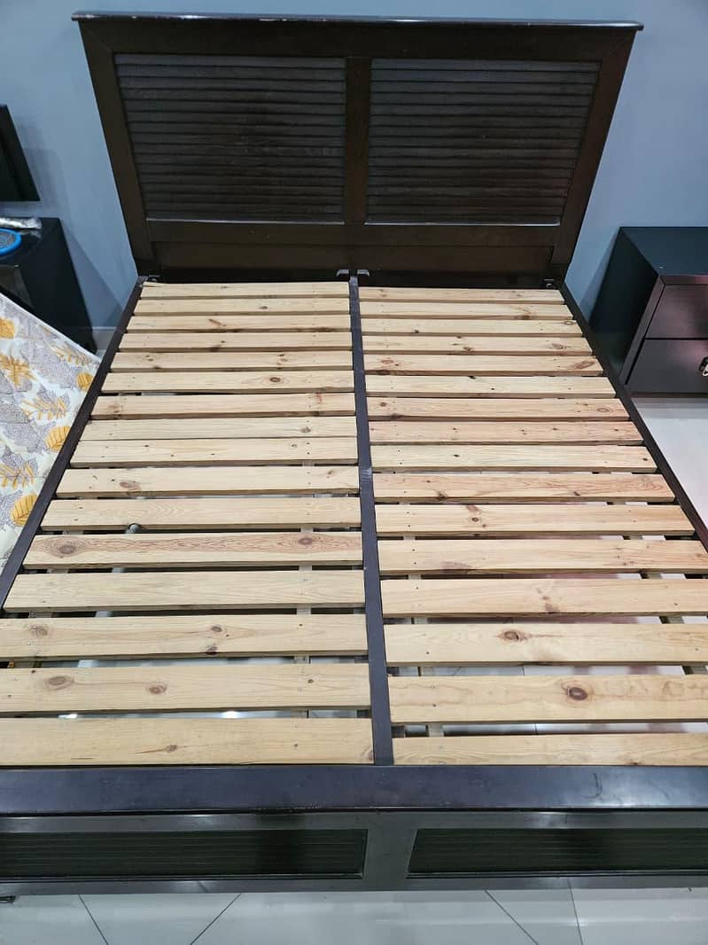 Bed + Side tables Solid Wood 0