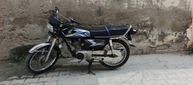 Honda 125.10by10. model 16 original parts available.