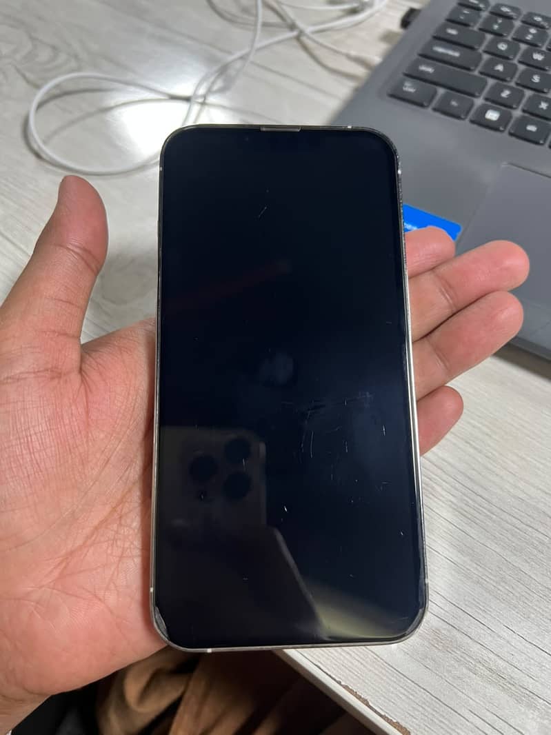 Apple iPhone 13 Pro 6