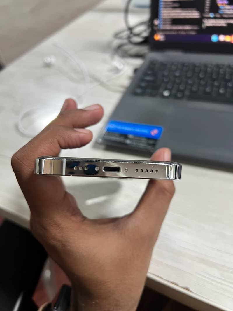 Apple iPhone 13 Pro 7
