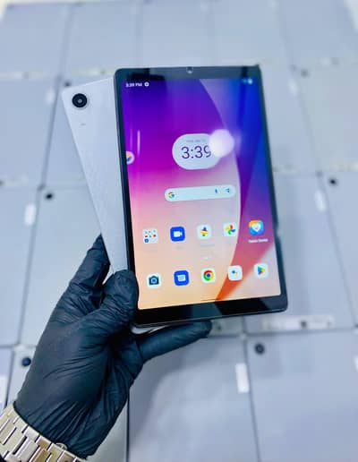 Lenovo Tab M8 4GB & 64GB With Glass Protector & Box