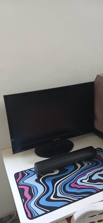 Samsung 24 Inch Full HD Gaming Monitor (1ms Response Time)
