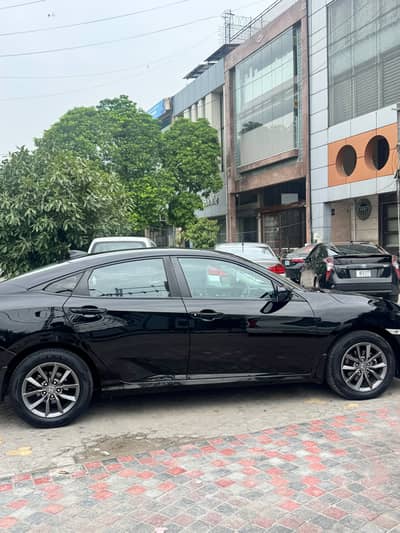 Honda Civic Oriel 2021
