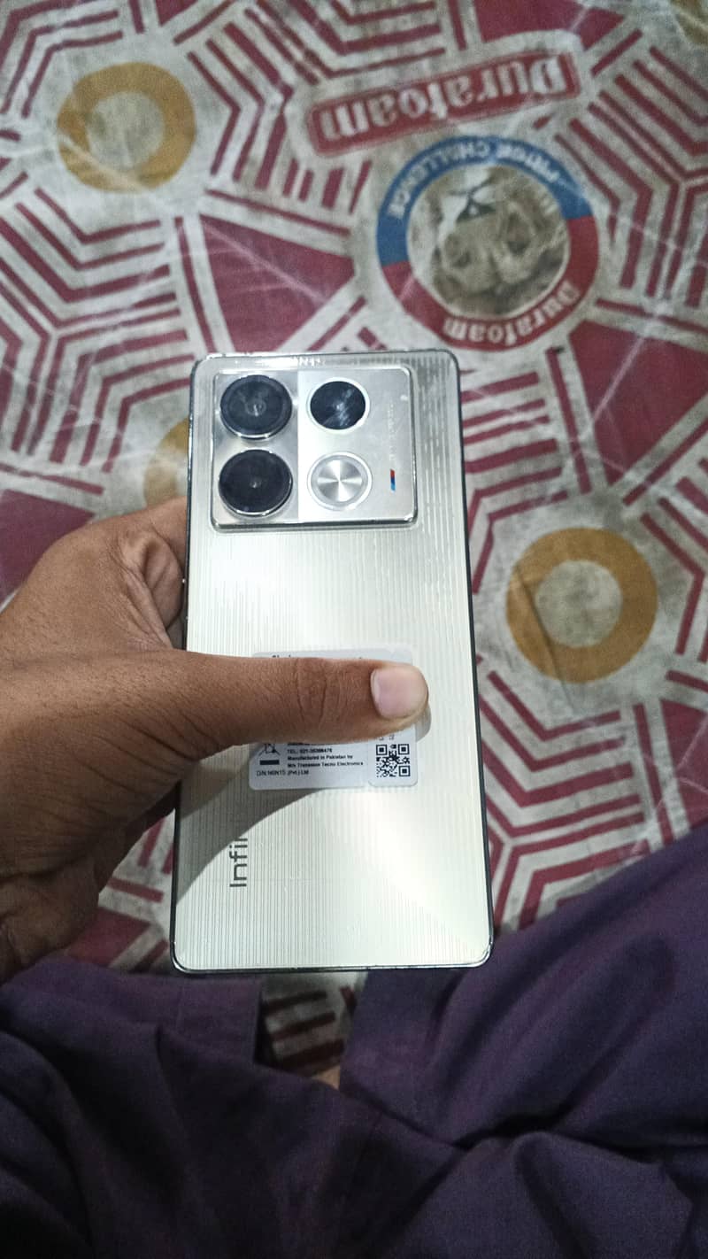 Infinix Note 40 2