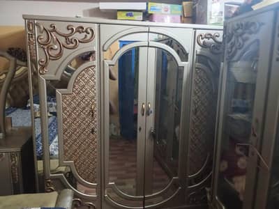 King Bed