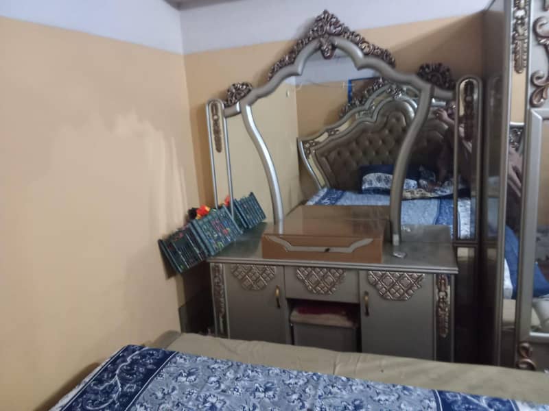 King Bed 1