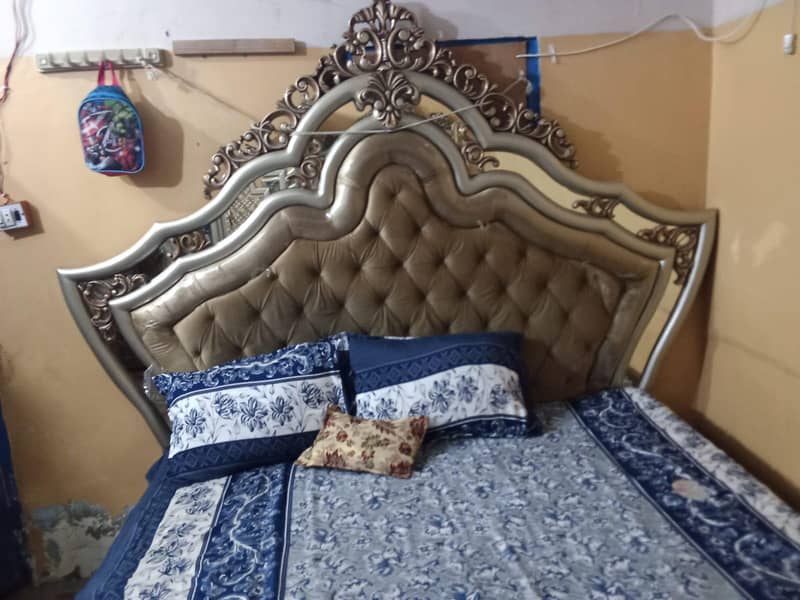 King Bed 2