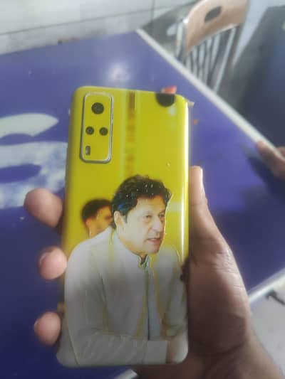 Vivo Y51s