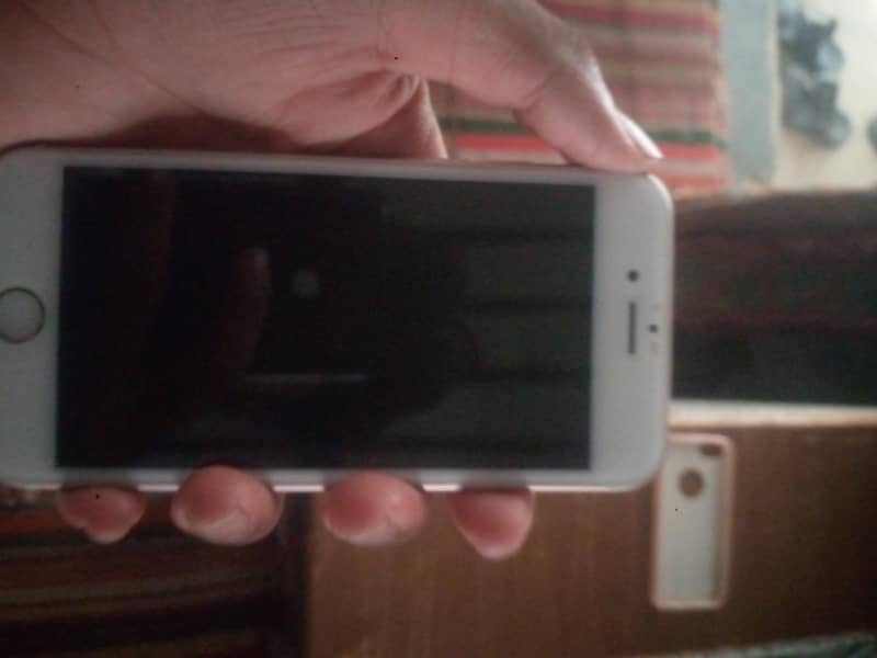 Apple iPhone 6S 1