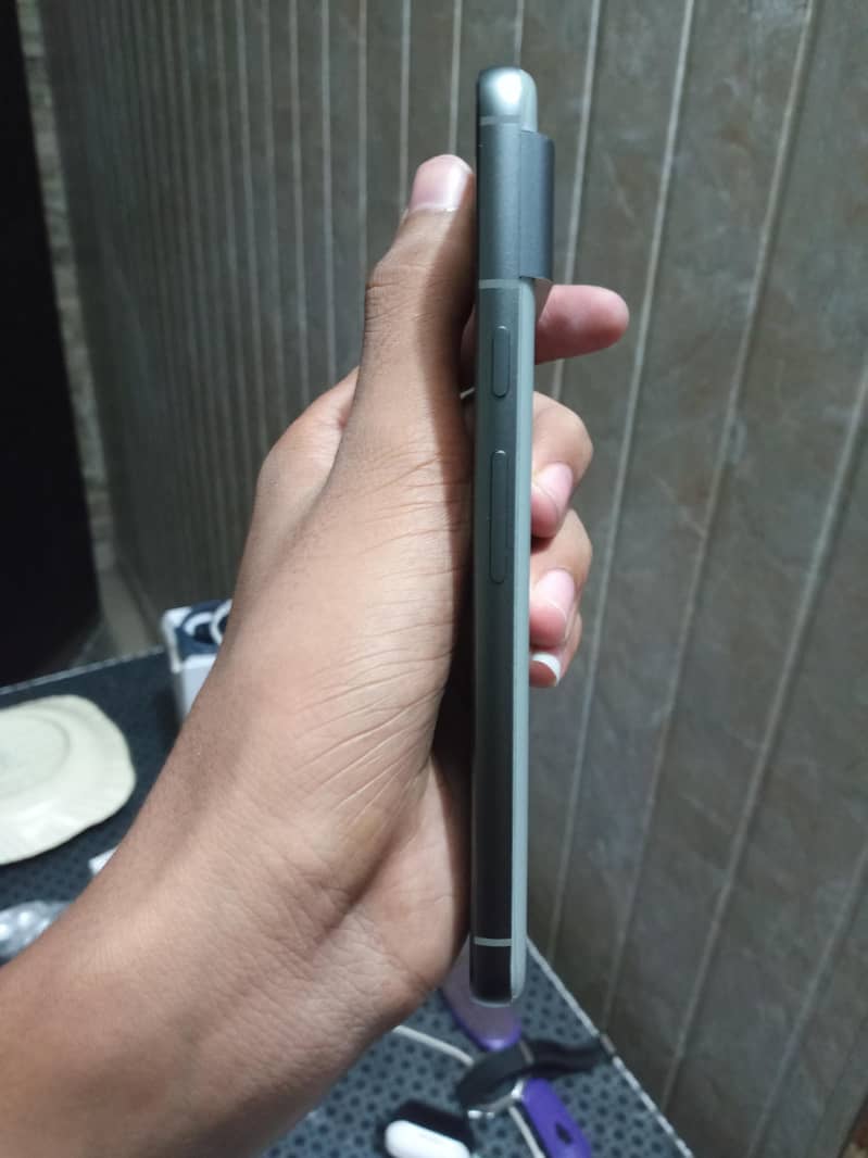 Google Pixel 8 1