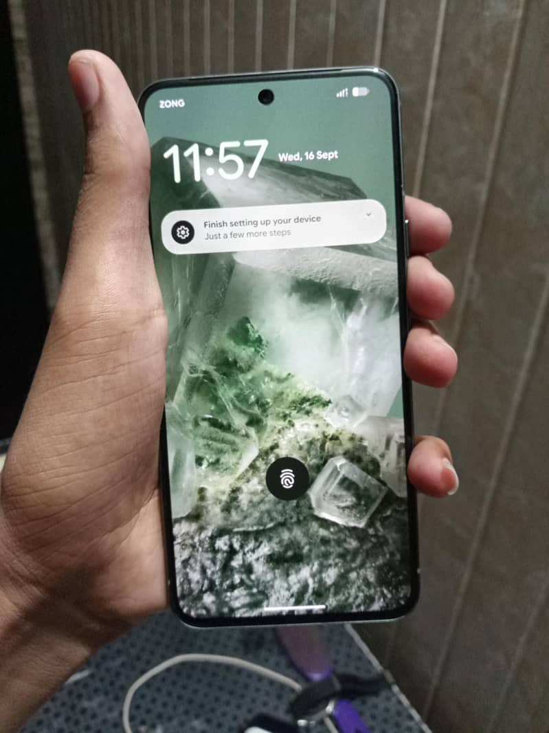 Google Pixel 8 2
