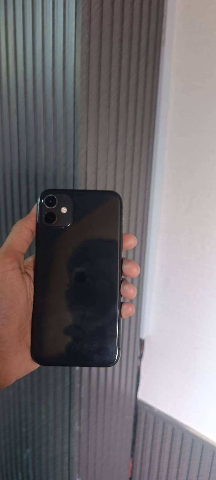 Apple iPhone 11 0