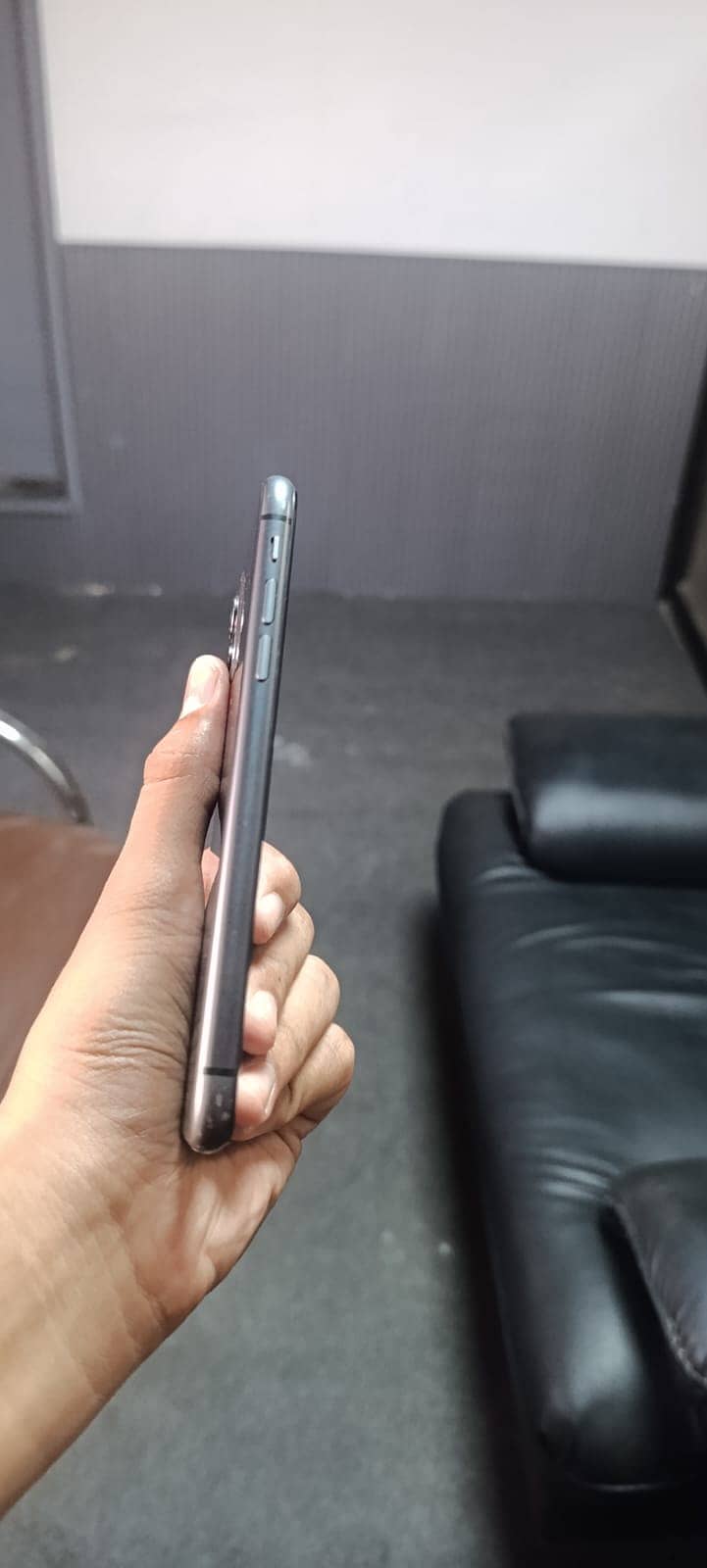 Apple iPhone 11 7