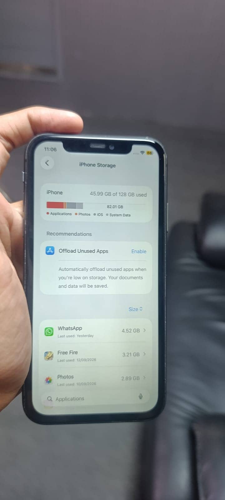 Apple iPhone 11 9