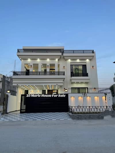Elegant House In Block B @5.70 Cr In Sector B17 Islamabad