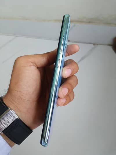 Vivo S1
