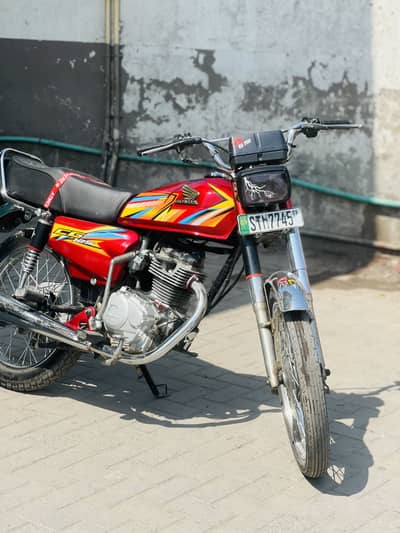 Honda 125 9 model